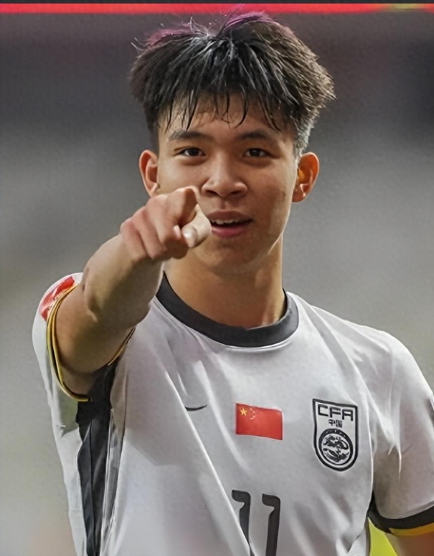 HTH Realbet-国足0-4日本，王钰栋遭网暴，著名监制：150万欧身价，停球3米远