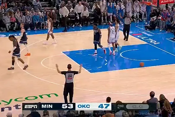 华体会体育-半场：雷霆以47-53落后森林狼，兰德尔12中6砍下17分6篮板